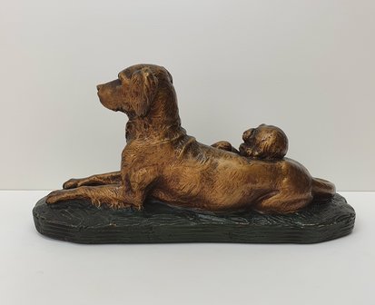 hond met cupido liefde en trouw A de Ranieri  Amour Fidelite   antiek gips beeld