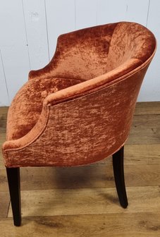 Luxe eetkamerfauteuil met laag ronde rug model Kusters