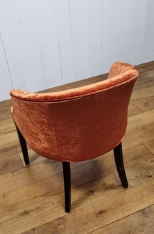 Luxe eetkamerfauteuil met laag ronde rug model Kusters