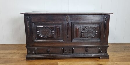 antieke Hollandse kist met 2 laden massief eikenhout