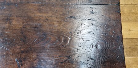 VERKOCHT  VERKOCHT  Antieke rustieke Spaanse salontafel met laden