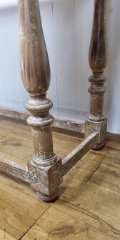 Franse Wantafel met Baluster poten