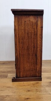 VERKOCHT  VERKOCHT !   Oud spindekastje