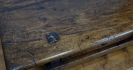 VERKOCHT VERKOCHT !    Antieke Spaanse salontafel     