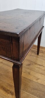 Antieke Spaanse wandtafel