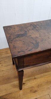Antieke Spaanse wandtafel