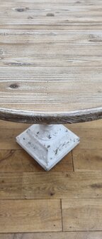 Replica bijzet tafel op ornament