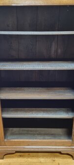 antieke spinde kast 
