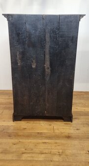 antieke spinde kast 