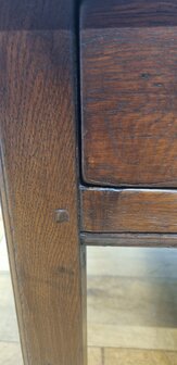 Engelse antiek-replica salon tafel