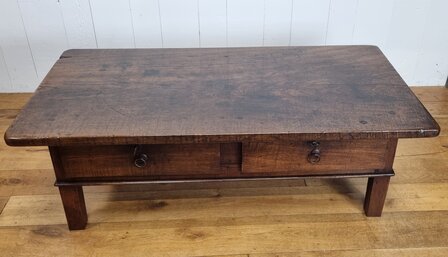 Antieke kleine salontafel 