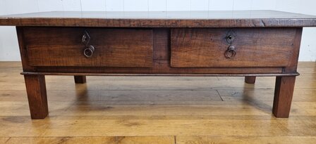 Antieke kleine salontafel 