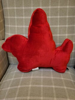 kerstkussen van teckel met kadootjes op de rug