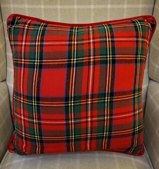 achterkant kerstkussen in rode ruit