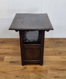 authentieke antieke eiken monks chair / table / storage