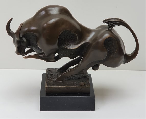 surrealistische stier Taurus Salvador Dali bronzen bull