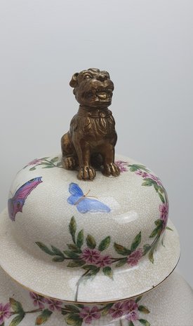 luxe vaas pot met deksel Aziëatisch met leeuw hond op deksel motief boven en onder water vissen en vogels