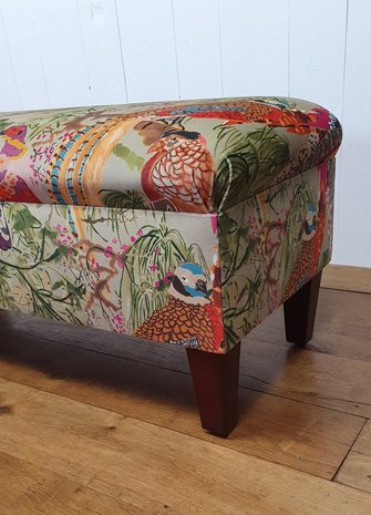 voetenbank met Mulberry stof maatwerk