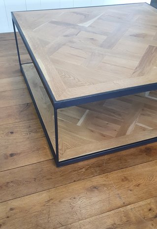 salon tafel eiken inleg met stalen frame