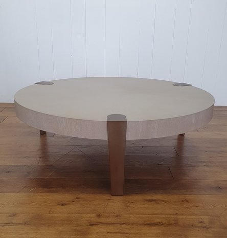 Eichholtz houten ronde salontafel