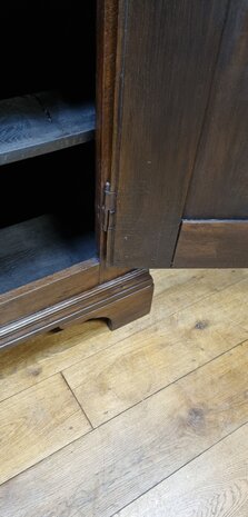 antieke spinde kast 