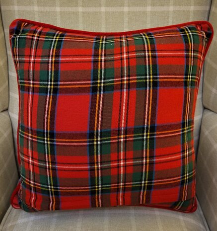 achterkant kerstkussen in rode ruit