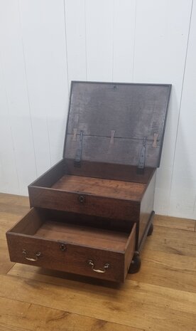 Verkocht  Verkocht  Antiek kist