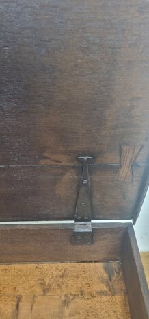 Verkocht  Verkocht  Antiek kist