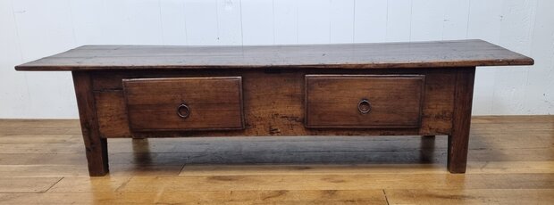 robuste zuid spaanse tafel