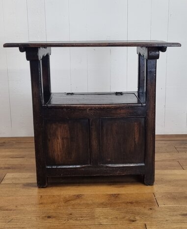 authentieke antieke eiken monks chair / table / storage