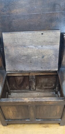 authentieke antieke eiken monks chair / table / storage