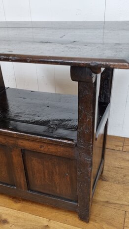 authentieke antieke eiken monks chair / table / storage