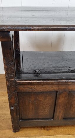 authentieke antieke eiken monks chair / table / storage