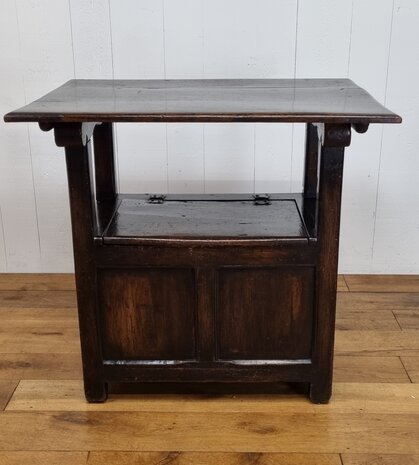 authentieke antieke eiken monks chair / table / storage