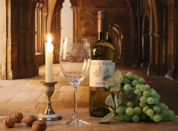 Set van 6 witte wijn glazen van geslepen glas