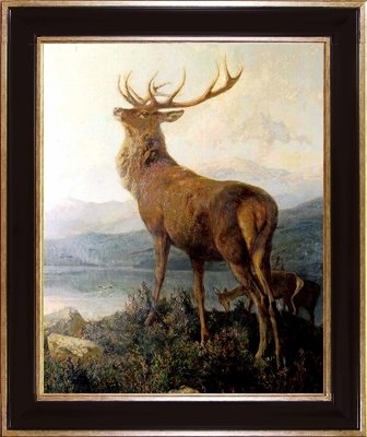 The Monarch of the Glen schilderij van een hert in het weiland incl. lijst zwart met goud zilver patina