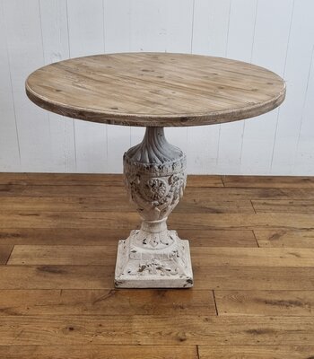 Replica bijzet tafel op ornament