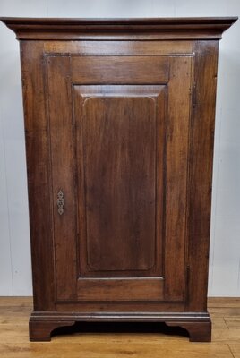 antieke spinde kast