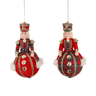 tartan notenkraker op kerstbal